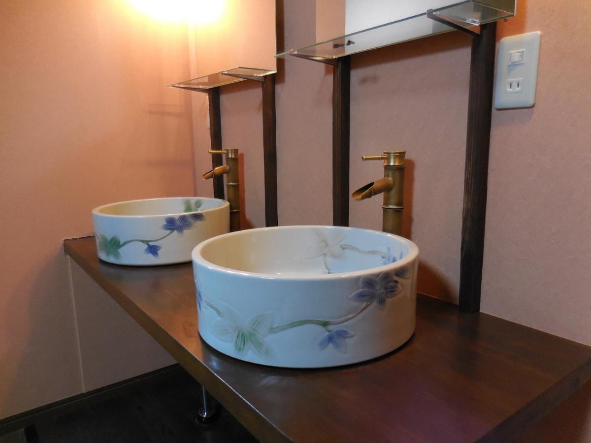 Ryokan Yuyu Tokio Buitenkant foto
